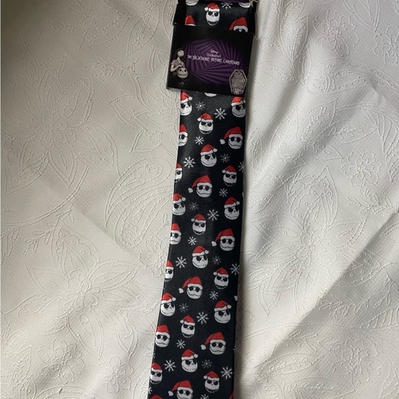 Nightmare before Christmas necktie. New. - Picture 1 of 3